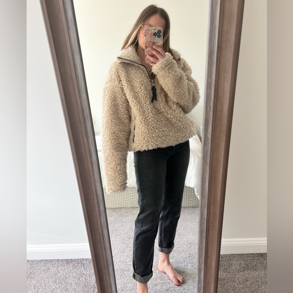 Abercrombie Faux Fur Cream Pullover Quarter Zip - Picture 3 of 9